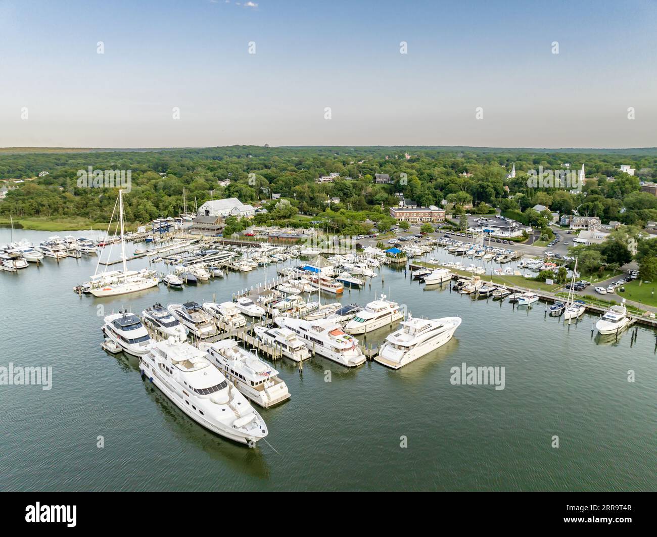 vista aerea dei moli nel porto di sag, new york Foto Stock