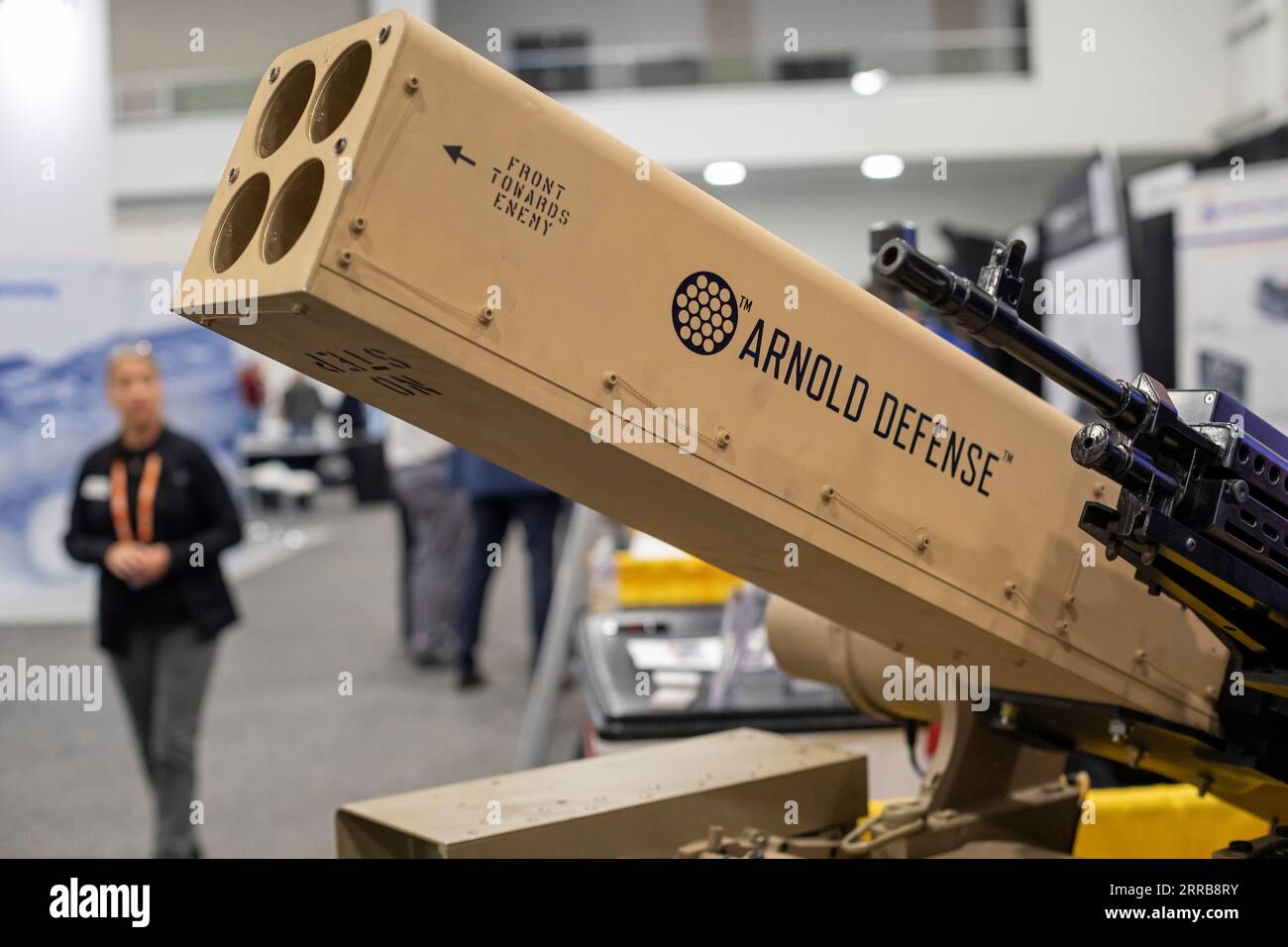 Novi, Michigan - gli appaltatori militari disiplay Weapons for the U.S. Army at the Ground Vehicle Systems Engineering & Technology Symposium (GVSETS). EO Foto Stock