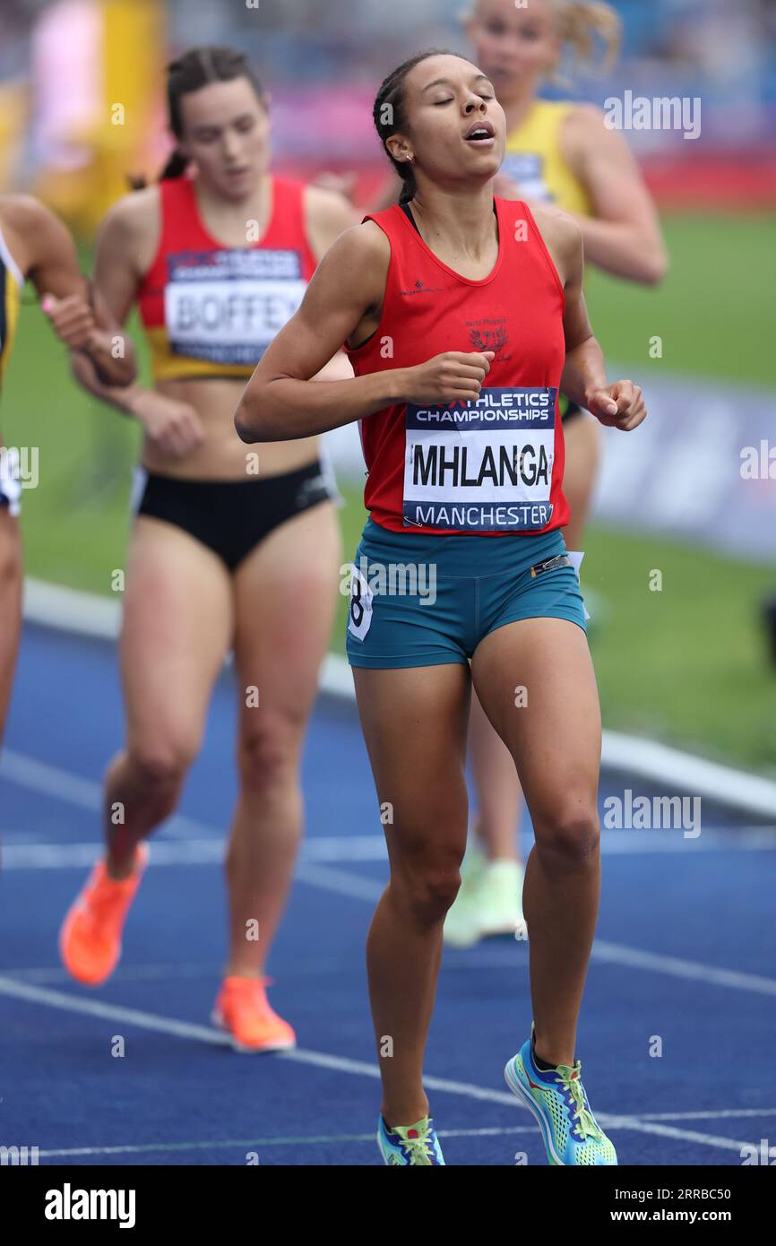 Khahisa Mhlanga nei 800 m del campionato britannico di atletica leggera 2023 Foto Stock