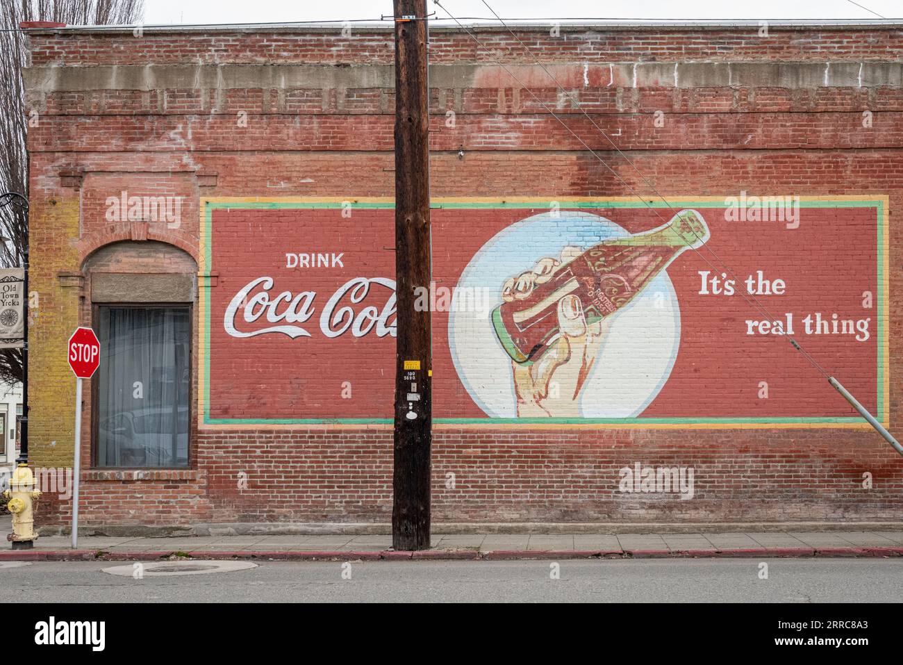 Pubblicità incontaminata per Coca Cola, Yreka, California Foto Stock