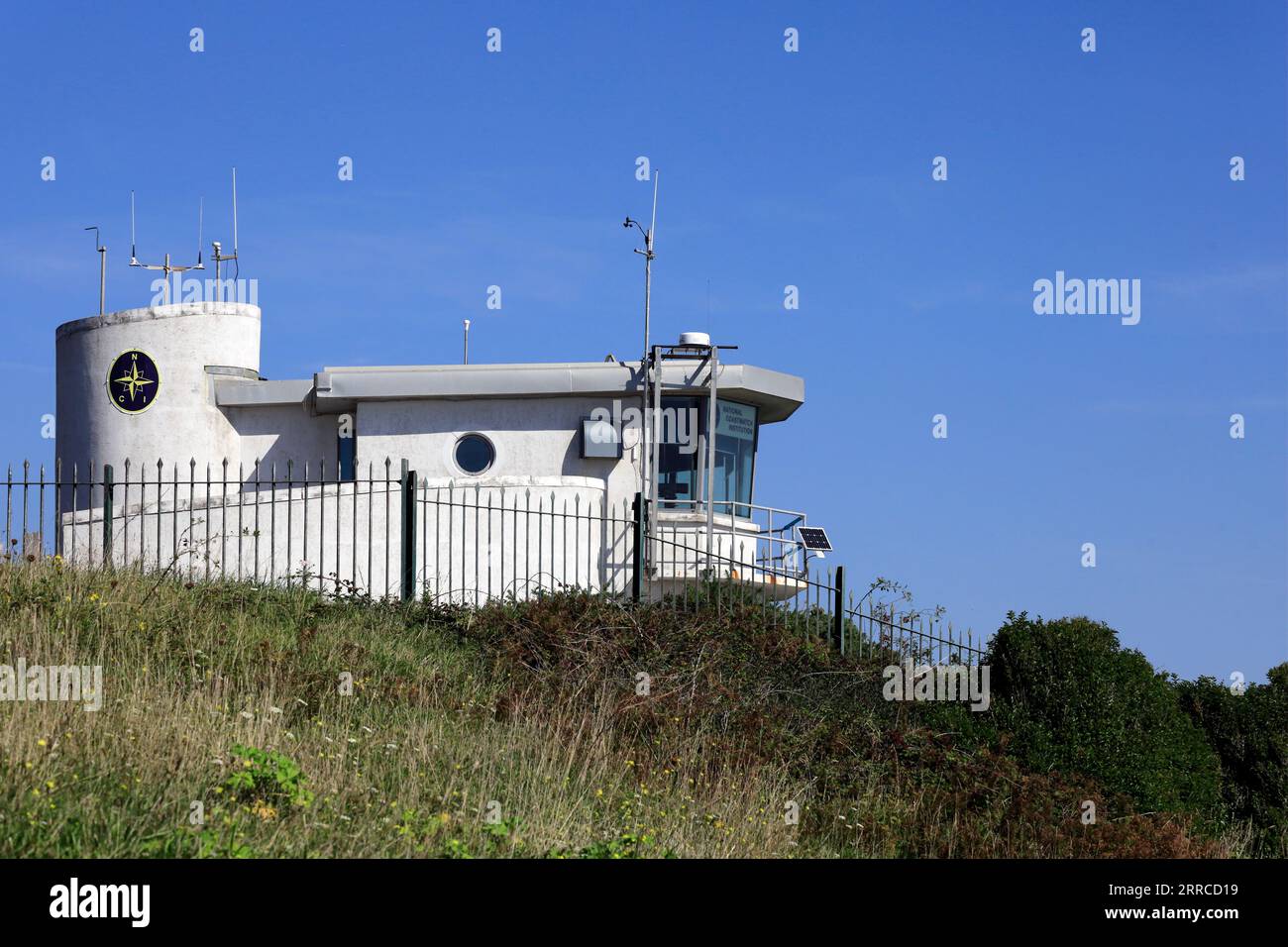 Stazione di osservazione della guardia costiera di nelll's Point, Barry Island tra Jacksons Bay e Whitmore Bay. Settembre 2023 Foto Stock