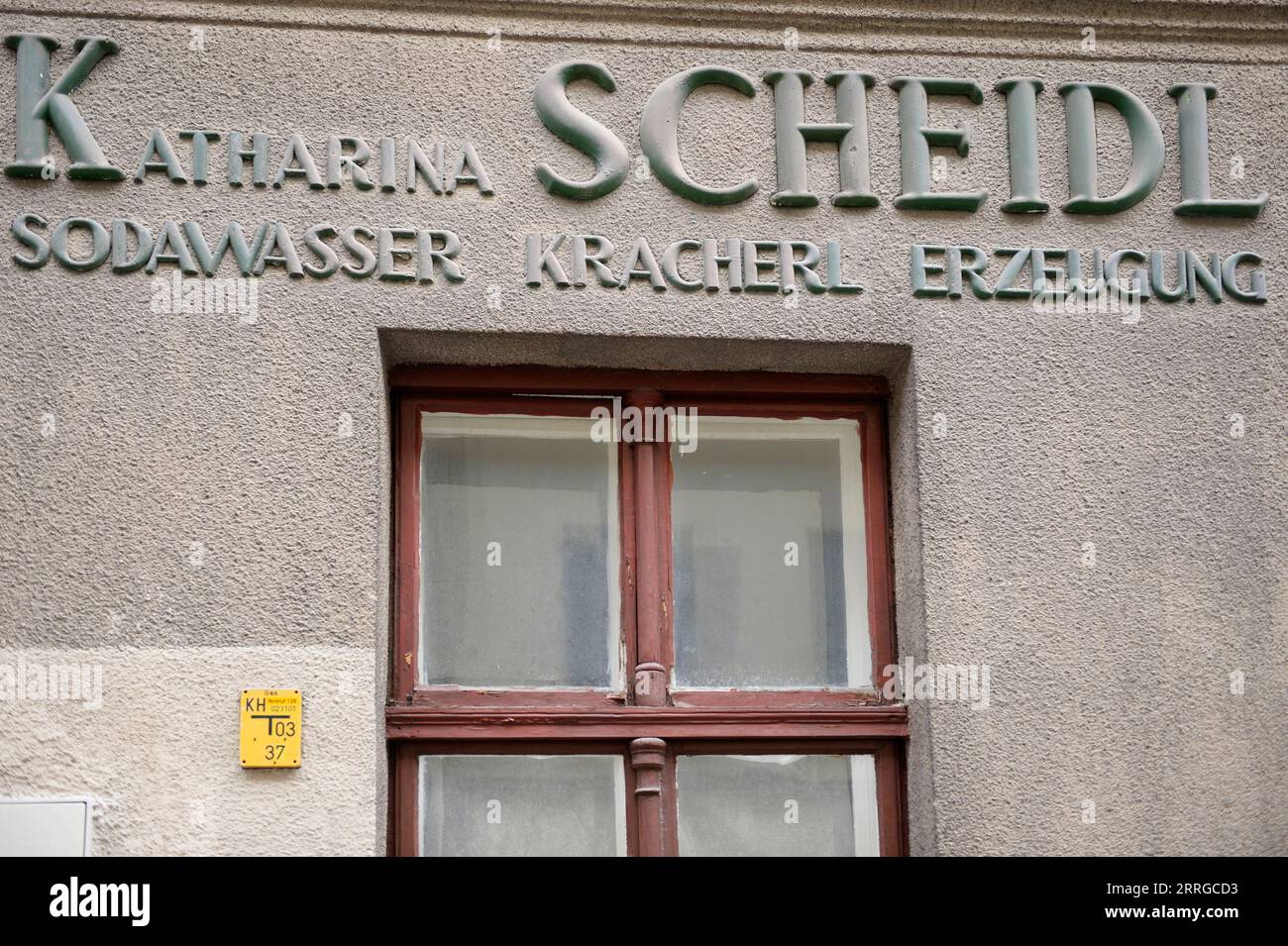 Vienna, Austria. Vecchia iscrizione aziendale. Produzione di acqua soda e limonate Foto Stock