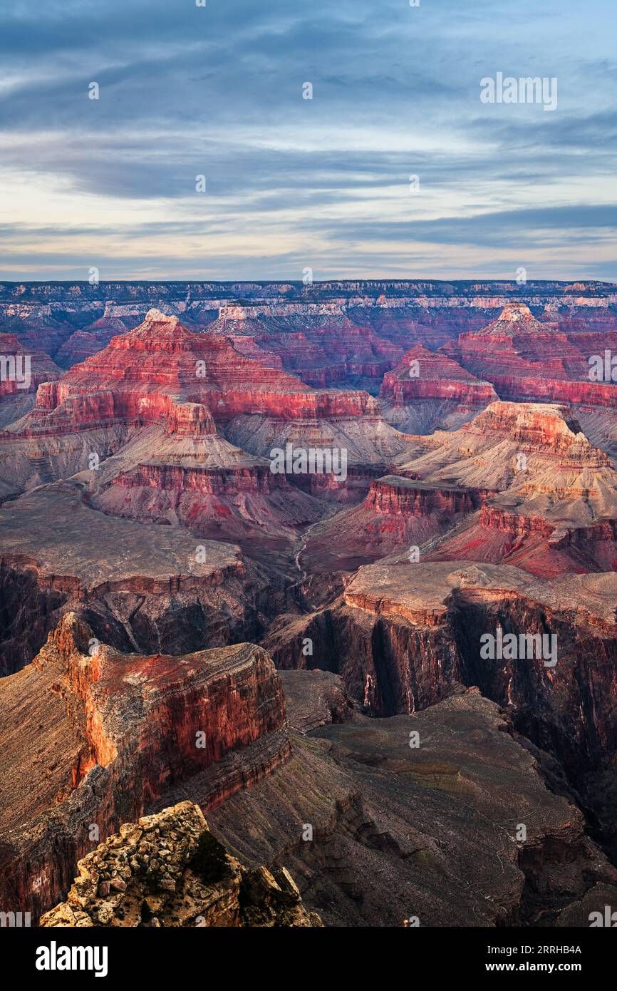 Il Grand Canyon, Arizona, Stati Uniti d'America all'alba dal south rim. Foto Stock
