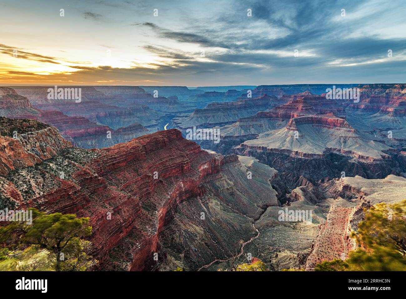 Il Grand Canyon, Arizona, Stati Uniti d'America al tramonto dal south rim. Foto Stock