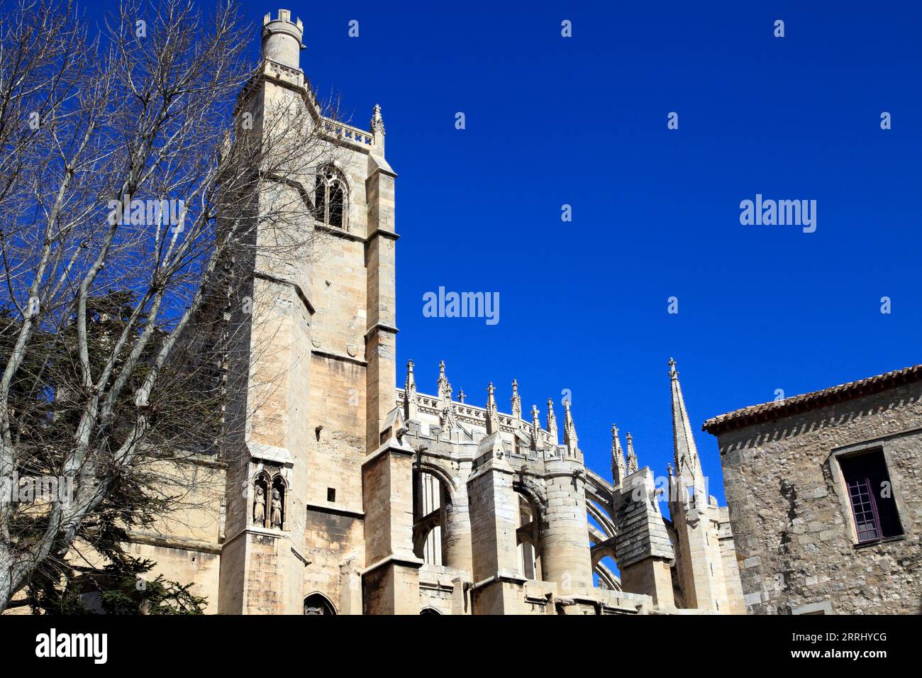 Palazzo degli Arcivescovi, St Just e Cattedrale di St-Pasteur. Piazza del Municipio. Narbonne, Occitanie, Francia Foto Stock