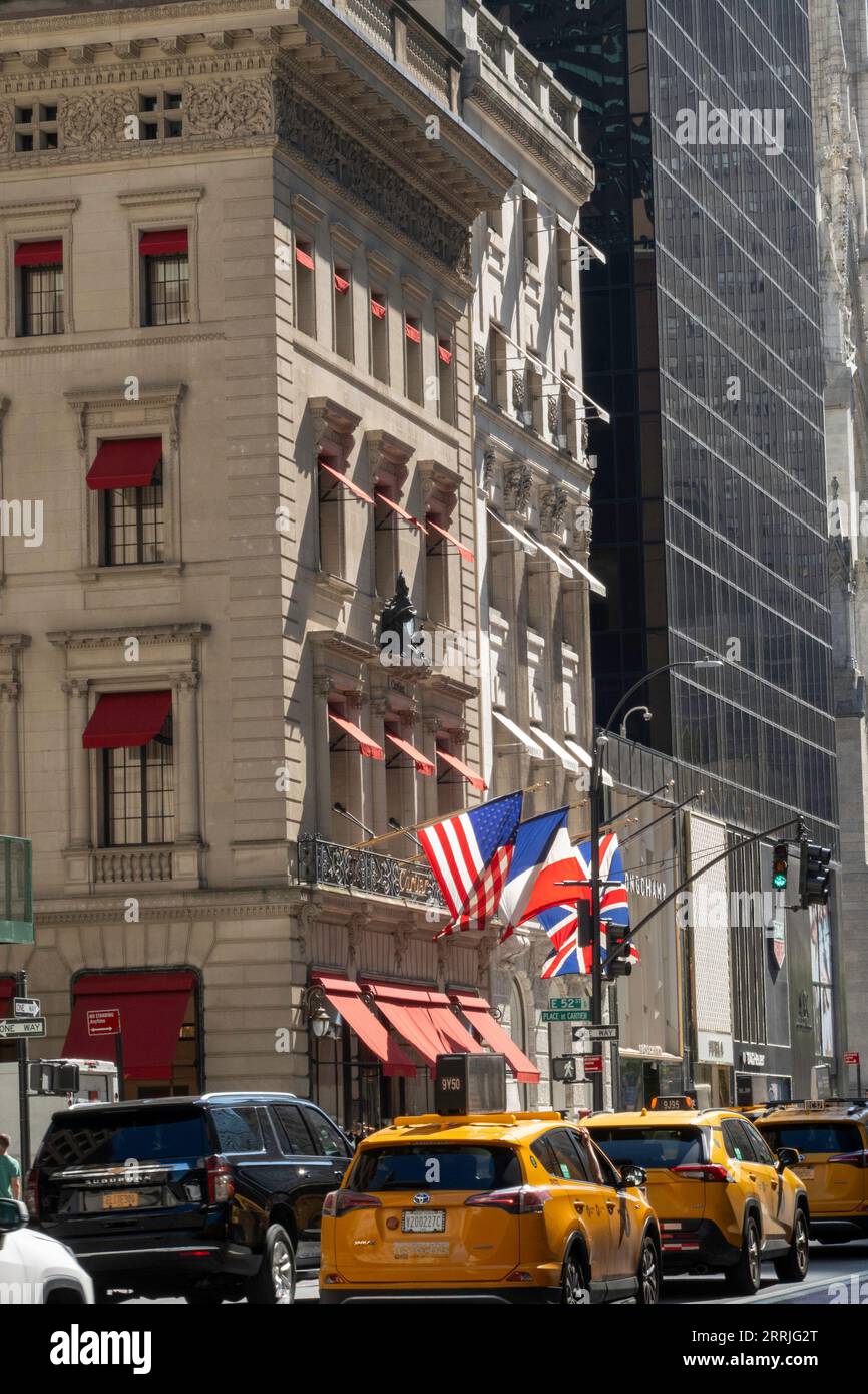 Il Cartier Mansion è un'iconica gioielleria di lusso sulla Fifth Avenue, New York, Stati Uniti Foto Stock