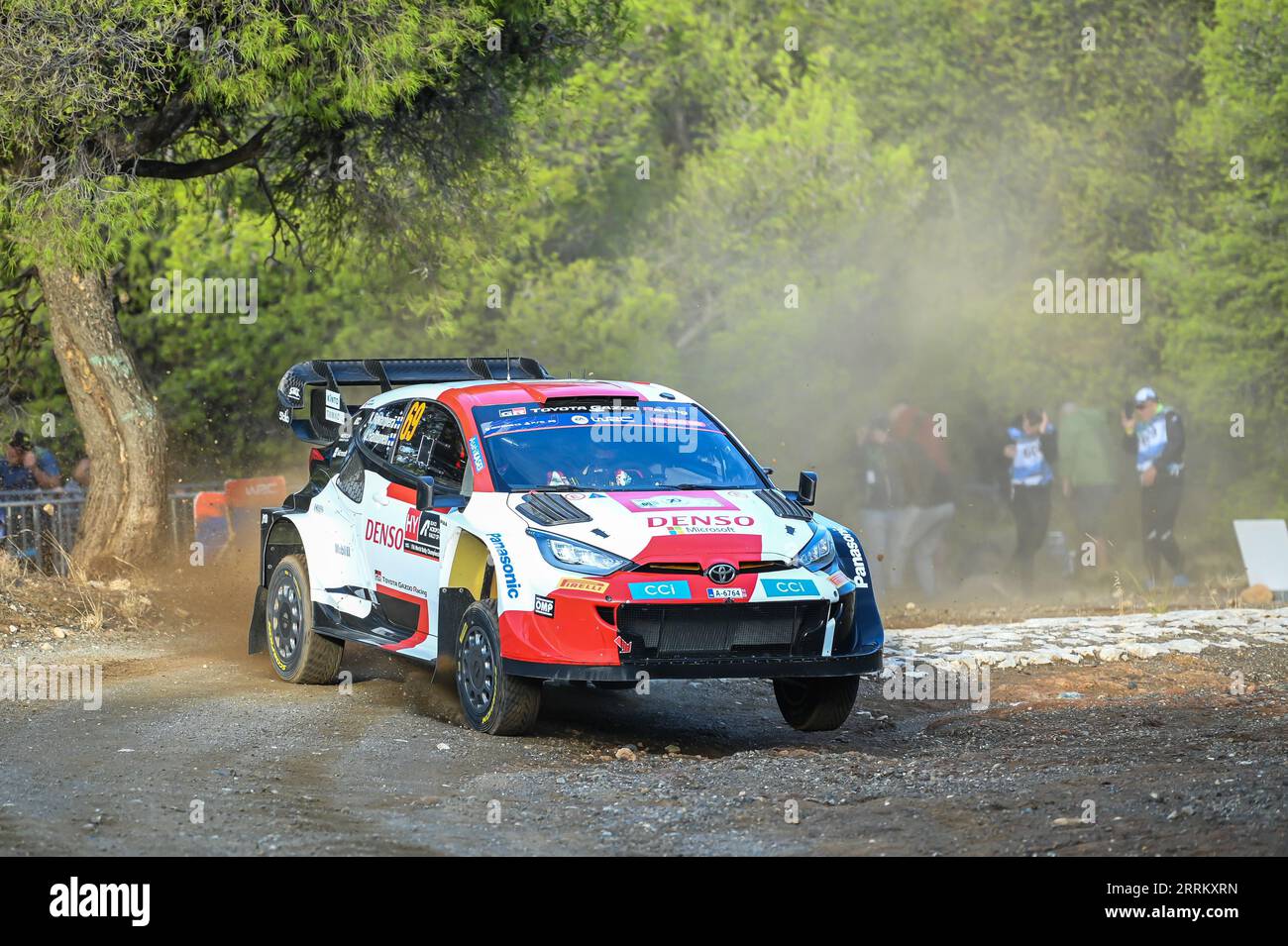 Loutraki, Lombardia, Grecia. 8 settembre 2023. LA finlandese KALLE ROVANPERÃ„ e la finlandese JONNE HALTTUNEN competono con la Toyota GR Yaris Rally1 Hybrid #69 durante il primo giorno del FIA World Rally Championship EKO Acropolis Rally l'8 settembre 2023 a Loutraki, in Grecia. (Immagine di credito: © Stefanos Kyriazis/ZUMA Press Wire) SOLO USO EDITORIALE! Non per USO commerciale! Foto Stock