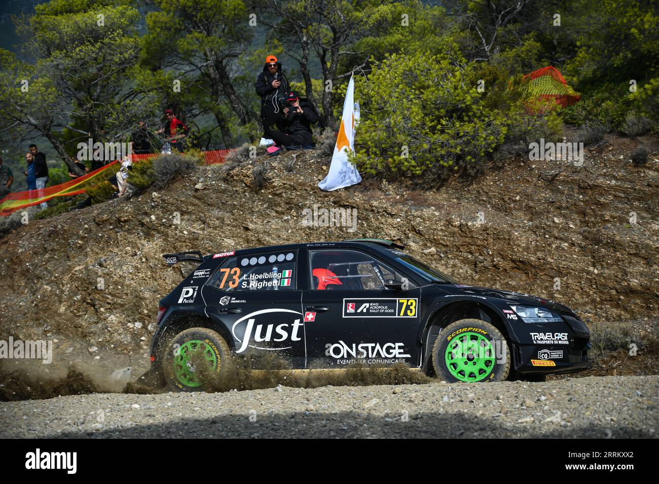 Loutraki, Lombardia, Grecia. 8 settembre 2023. L'italiano LUCA HOELBLING e l'italiano STEFANO RIGHETTI gareggiano con la loro Skoda Fabia Evo #73 durante la prima giornata del Campionato del mondo Rally FIA EKO Acropolis Rally l'8 settembre 2023 a Loutraki, in Grecia. (Immagine di credito: © Stefanos Kyriazis/ZUMA Press Wire) SOLO USO EDITORIALE! Non per USO commerciale! Foto Stock