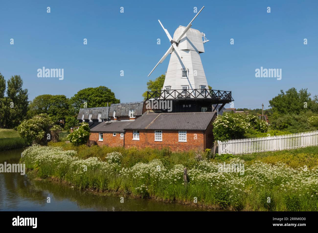 Inghilterra, Sussex, East Sussex, Rye, The Windmill B&B e River Rother Foto Stock