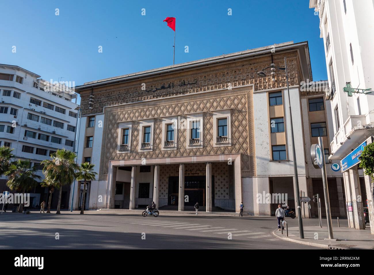 Edificio in stile art déco moresco della Bank al Maghrib a Casablanca, Marocco Foto Stock