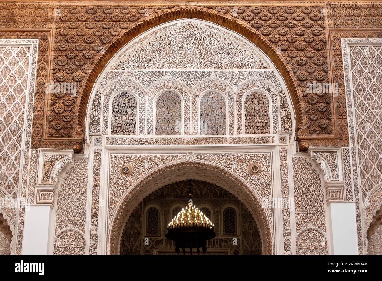 Marrakech, Marocco, la famosa Madrassa Ben Youssef nella medina di Marrakech Foto Stock