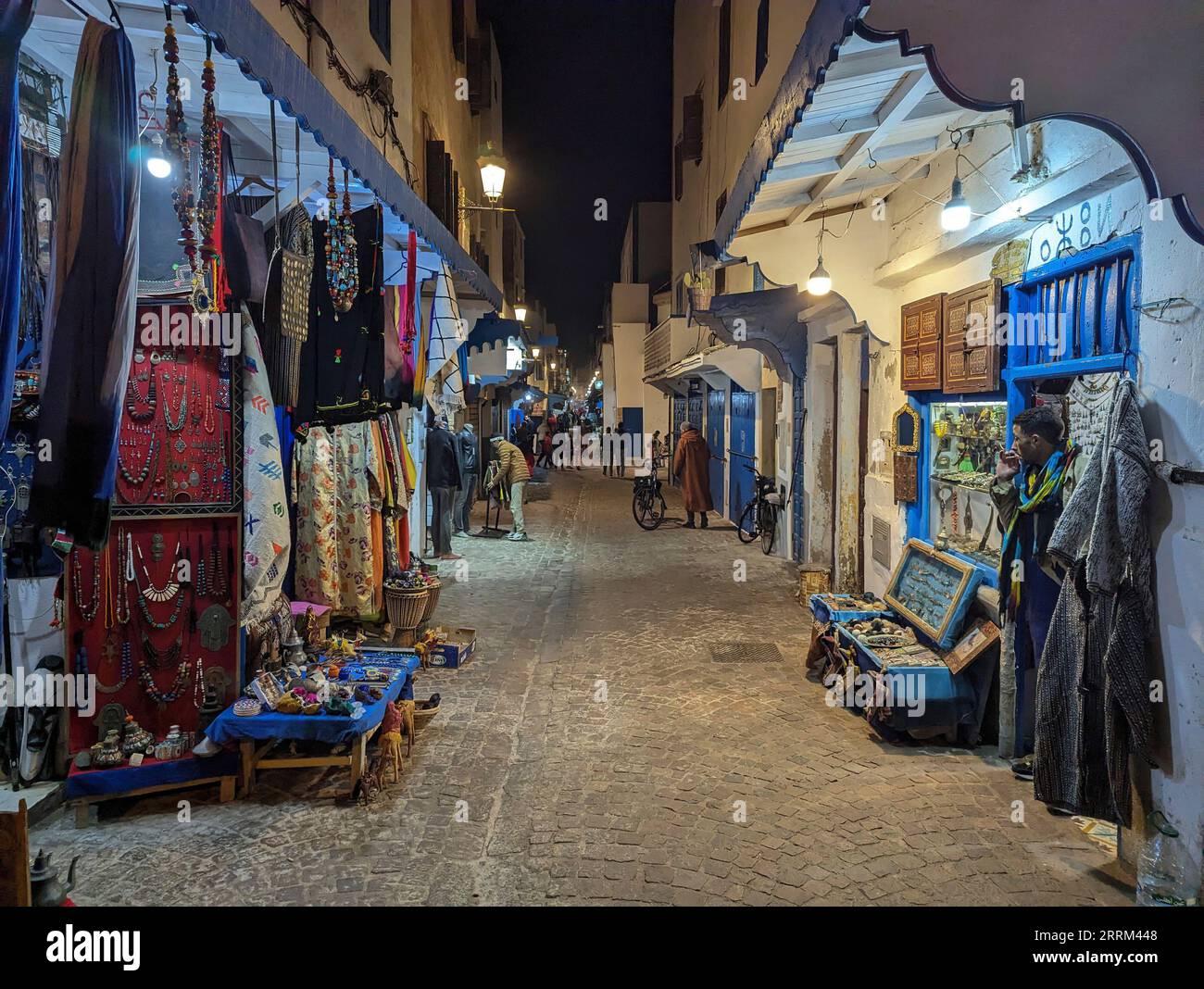 Vicolo idilliaco nella medina di Essaouira, Marocco Foto Stock