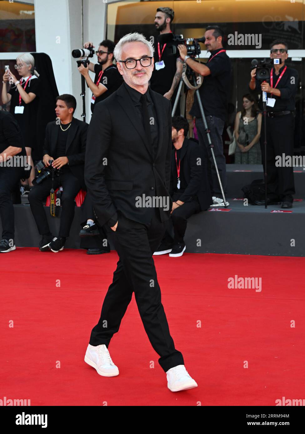 Venezia, . 8 settembre 2023. Sera 10 - Red Carpet Film Hors-Saison. Nella foto Vincent Delerm Credit: Independent Photo Agency/Alamy Live News Foto Stock