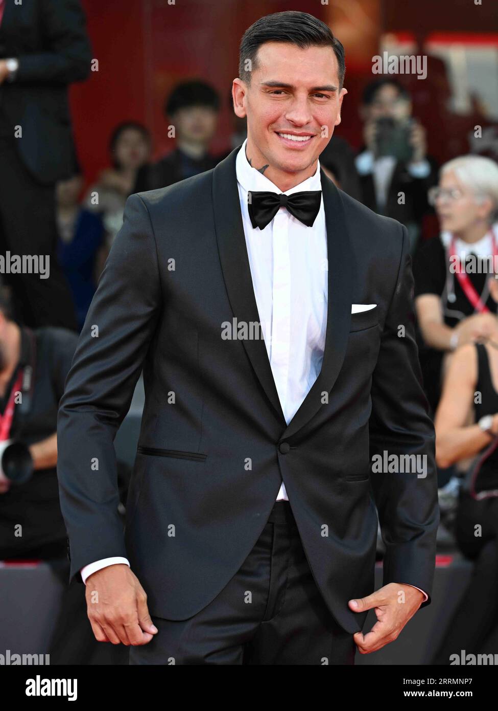 Venezia, . 8 settembre 2023. Sera 10 - Red Carpet Film Hors-Saison. Nella foto Alessandro Basciano Credit: Independent Photo Agency/Alamy Live News Foto Stock