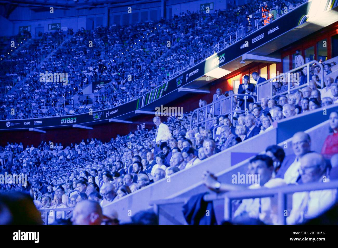 Zuschauer bei der Eröffnung der Invictus Games Düsseldorf 2023 a der Merkur Spiel-Arena. Düsseldorf, 09.09.2023 Foto Stock