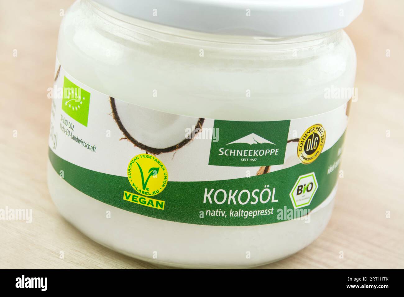 Amburgo, Germania - agosto 30 2023: Tedesco Bio Kokosoel nativ kaltgepresst Schneekoppe Foto Stock