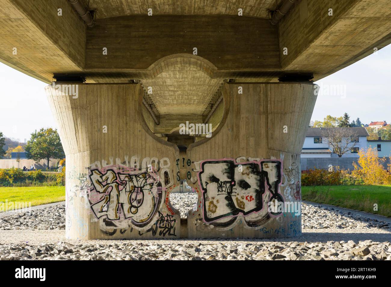 Grimma sul nuovo ponte del fiume Mulde Foto Stock