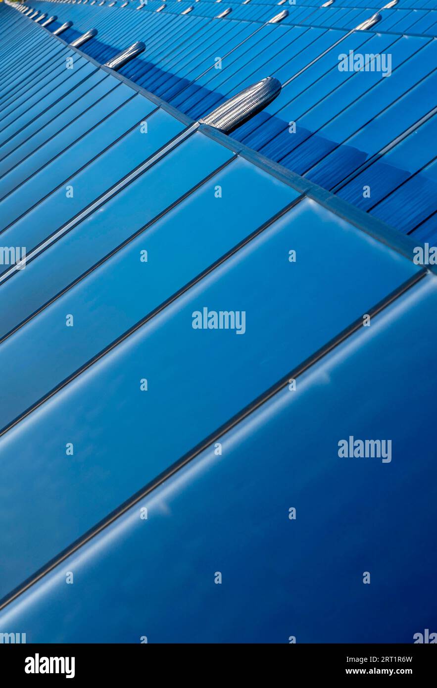 Enorme centrale solare termica per il teleriscaldamento a Ludwigsburg, Baden-Wuerttemberg, Germania Foto Stock