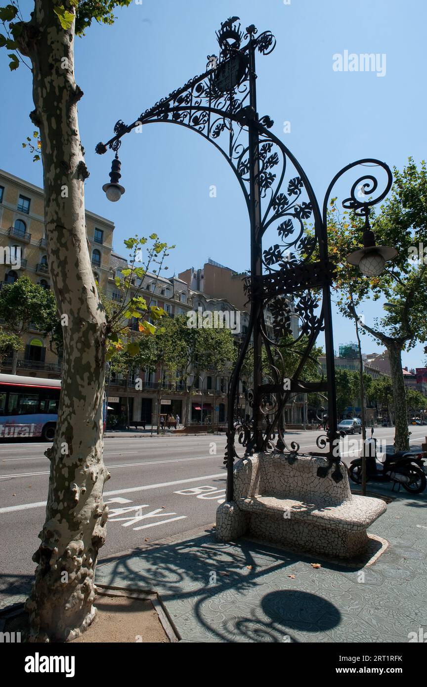 FAROLA PASEO DE GRACIA, BARCELLONA. AUTORE: PERE FALQUES, 1900, S.XX. Foto Stock