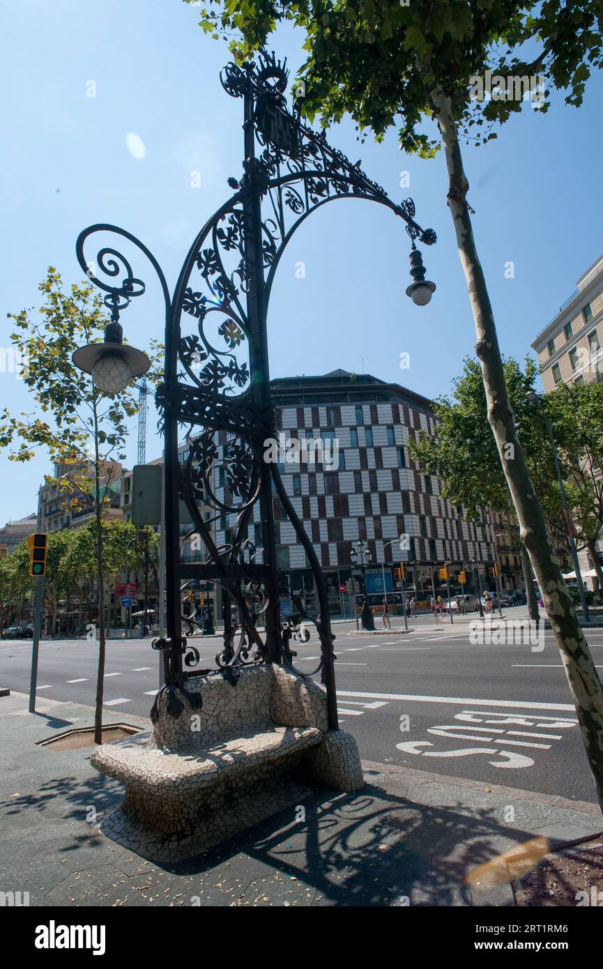 FAROLA PASEO DE GRACIA, BARCELLONA. AUTORE: PERE FALQUES, 1900, S.XX. Foto Stock