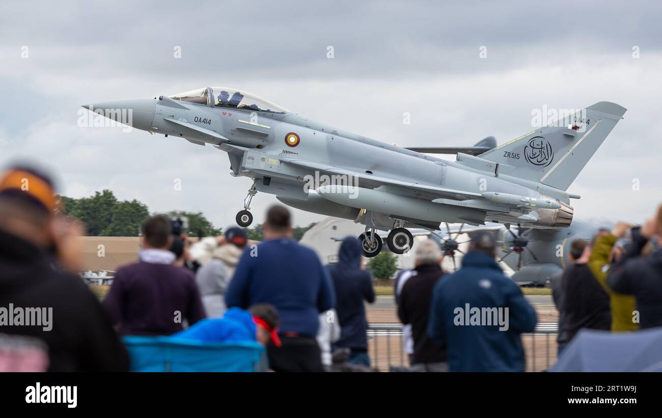 Qatari Emiri Air Force - Eurofighter Typhoon, arrivo a RAF Fairford per prendere posto nel Royal International Air Tattoo 2023. Foto Stock