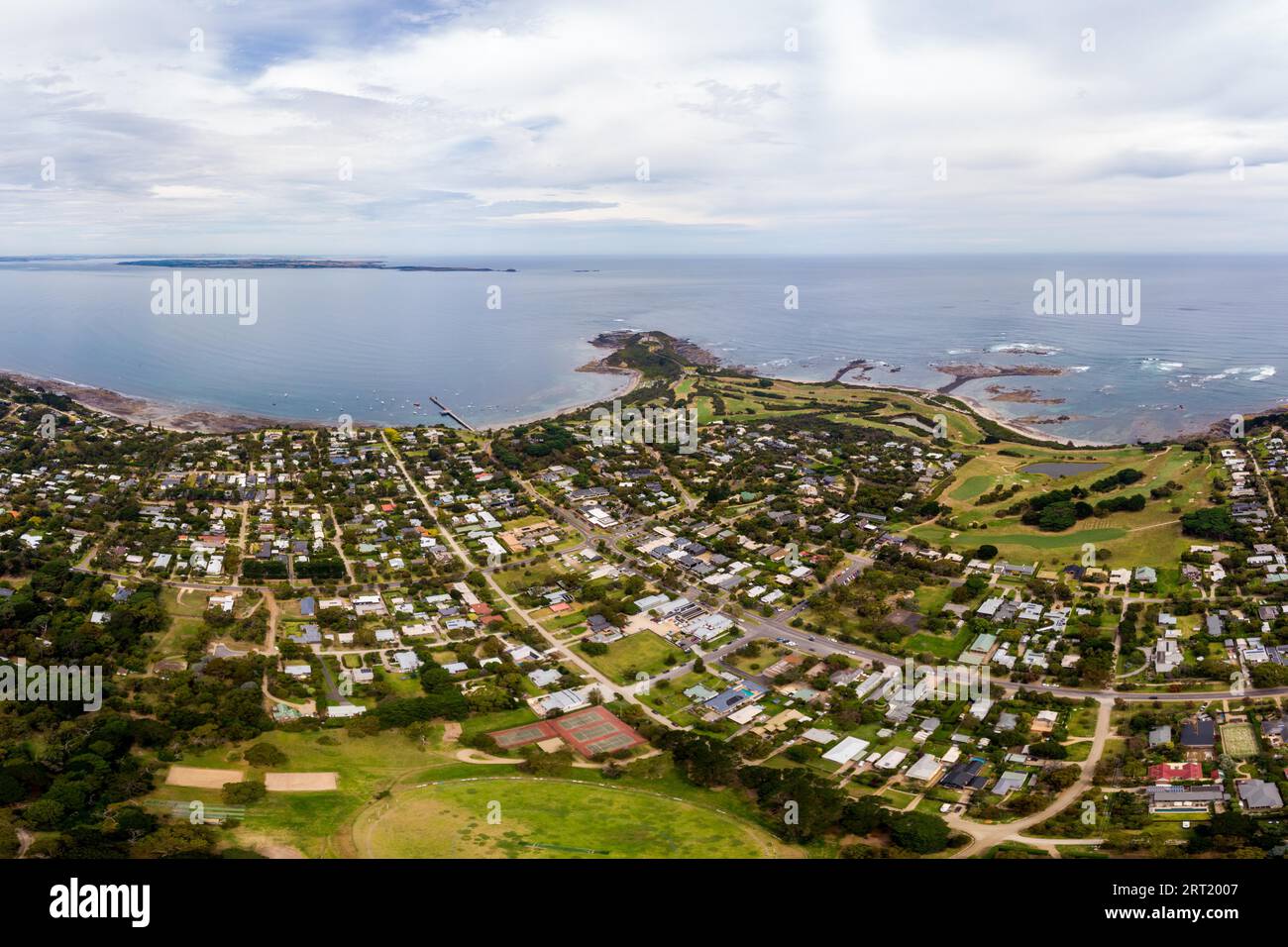 Un colpo aereo della penisola di Mornington verso Flinders e Phillip Island a Victoria, Australia Foto Stock