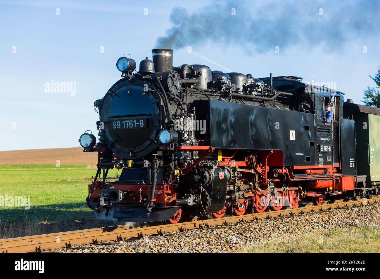 Per il compleanno annuale della linea della Loessnitzgrundbahn, molti treni speciali provenienti da epoche diverse della storia ferroviaria corrono a settembre. La Foto Stock