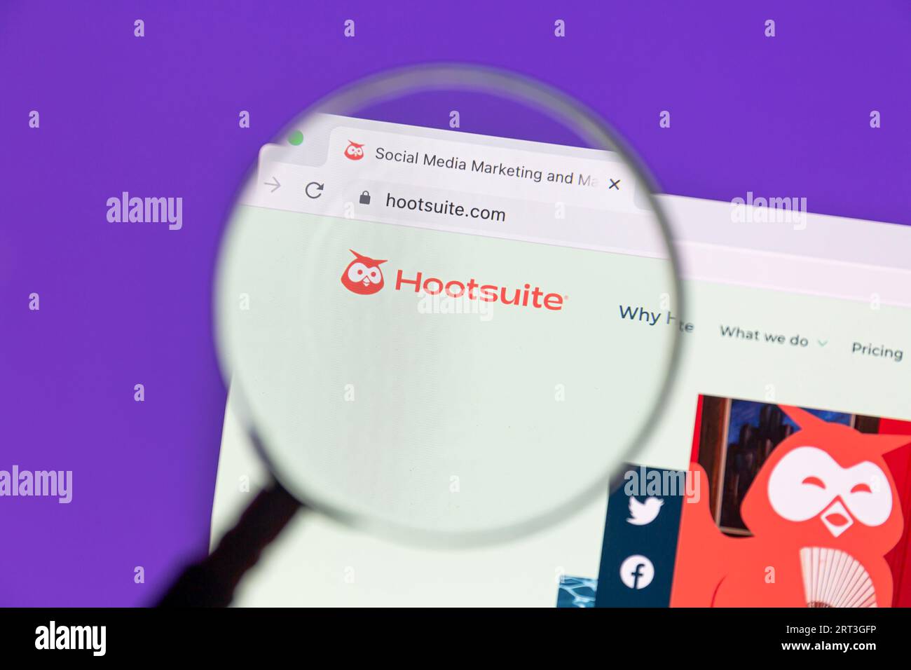 Ostersund, Svezia - Mars 22, 2023: Hootsuite homepage. Hootsuite è una piattaforma di gestione dei social media Foto Stock