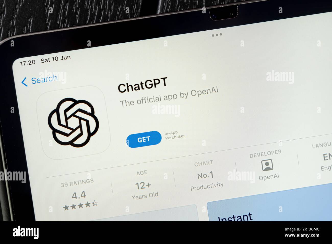 Ostersund, Svezia - 10 giugno 2023: App ChatGPT. ChatGPT è un chatbot di intelligenza artificiale sviluppato da OpenAI. Foto Stock