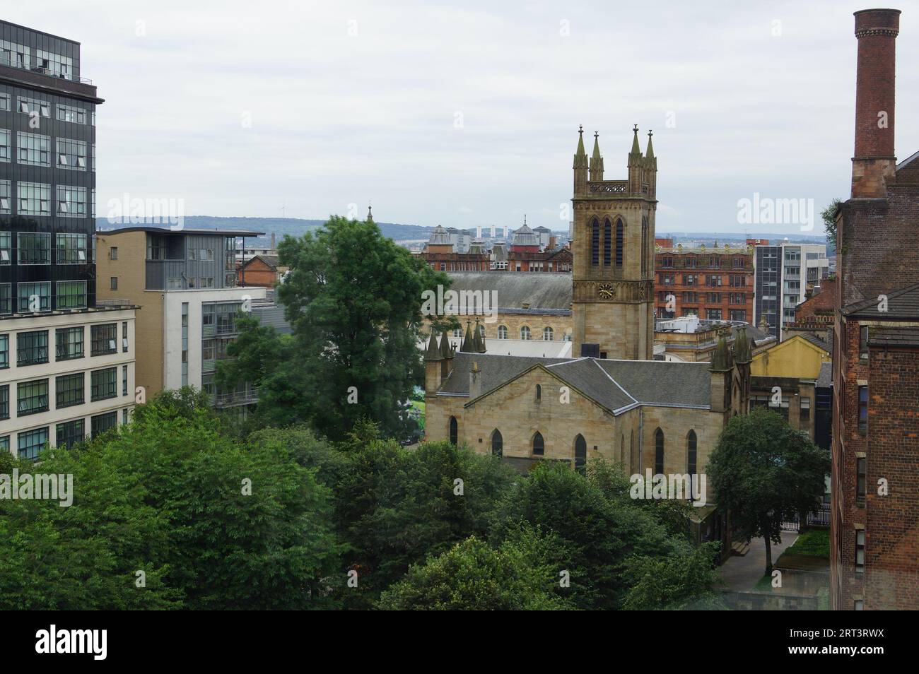 Vista aerea del centro di Glasgow e del campanile del Ramshorn Kirk Foto Stock