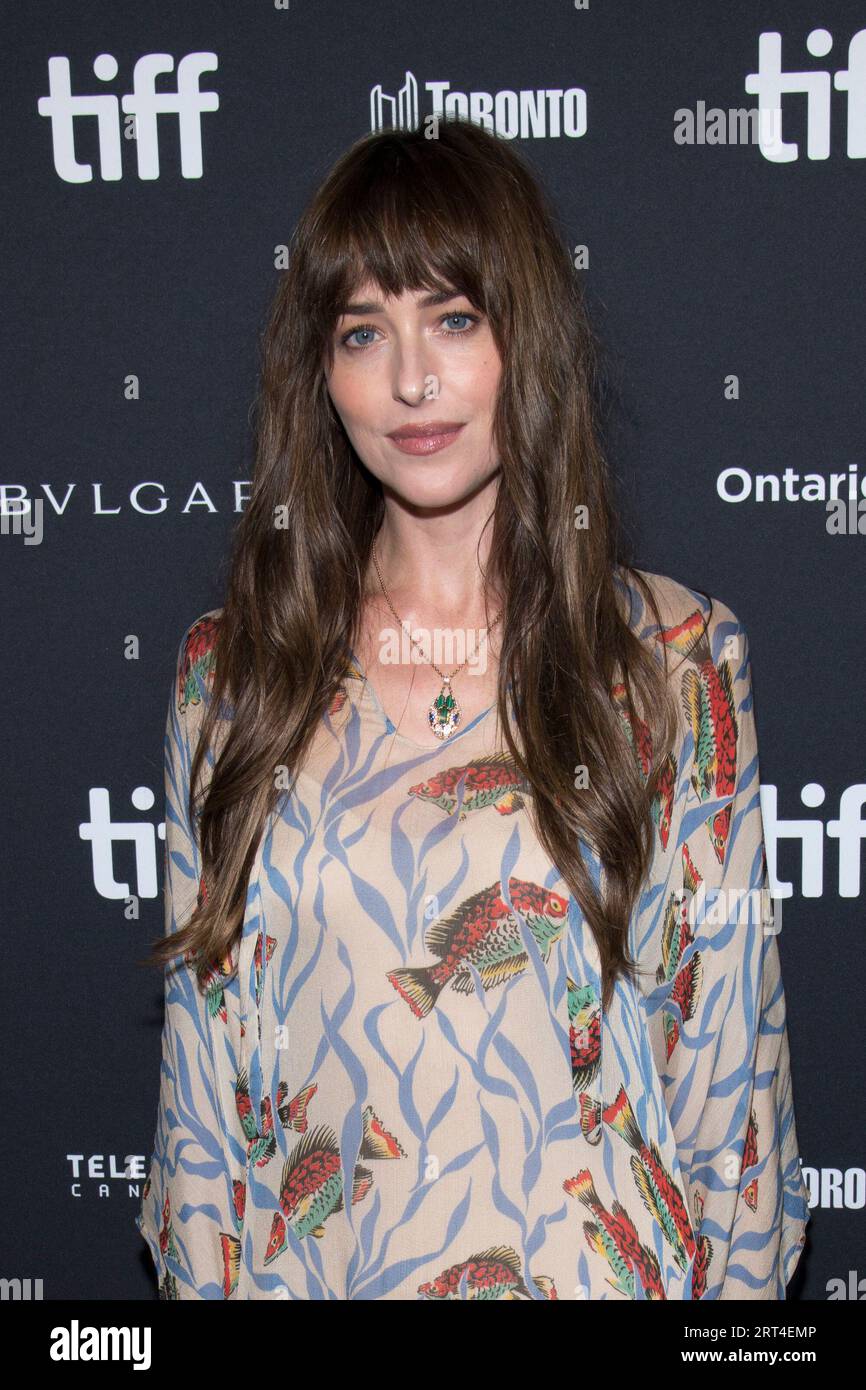 Toronto, Canada. 10 settembre 2023. Dakota Johnson partecipa alla prima del "Daddio" al TIFF Bell Lightbox di Toronto. Credito: SOPA Images Limited/Alamy Live News Foto Stock