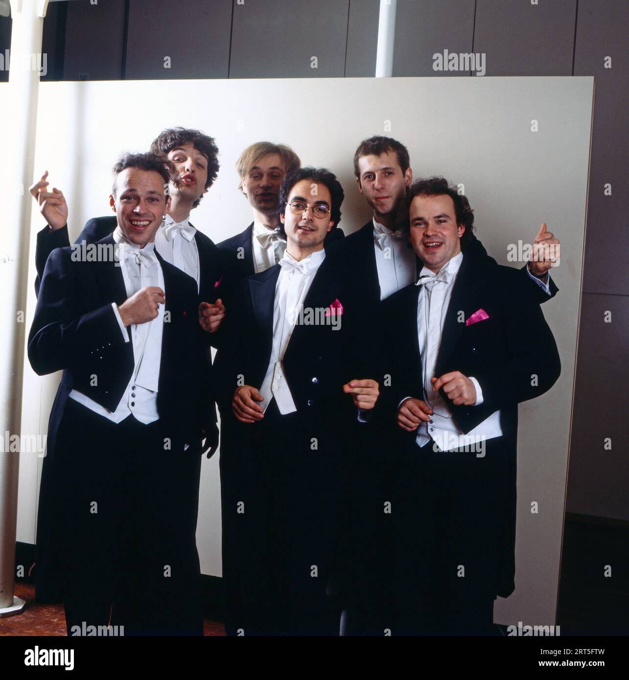 Tango Five, deutsches Musikensemble bestehend aus Gregor Hübner, Veit Hübner, Bernd Ruf, Karl Albrecht „Bobbi“ Fischer sowie Christof Mannschreck bei der Galashow 'Baden-Badener Roulette', Deutschland 1992. Foto Stock