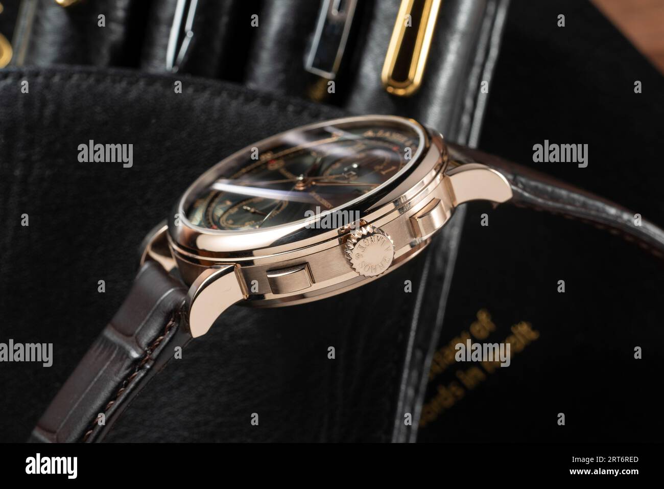 A. Lange & Söhne 1815 Rattrapante Honeygold omaggio a F. A. Lange 425,050 Foto Stock