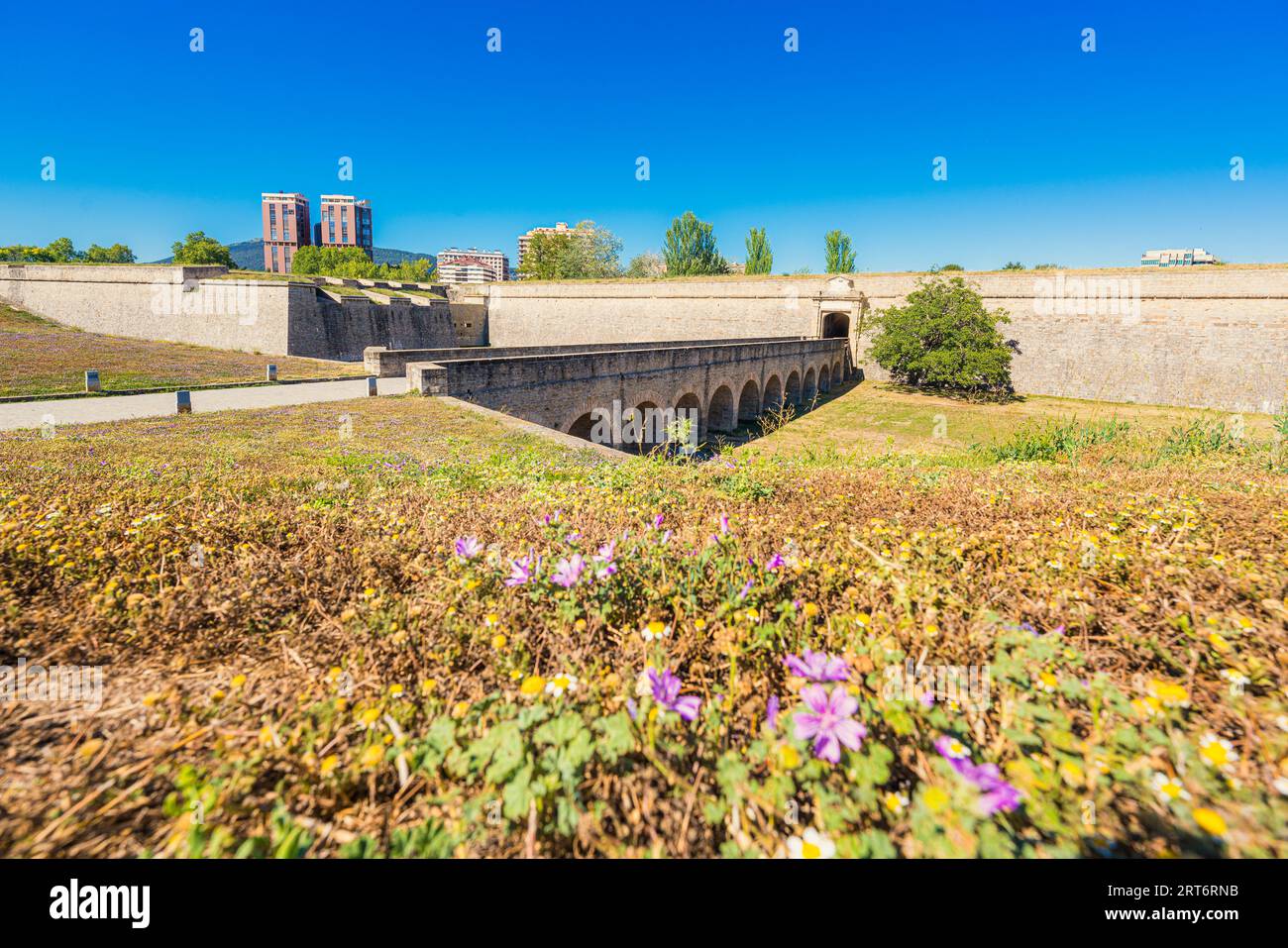 Vista esterna della Cittadella di Pamplona o del parco del nuovo Castello di Navarra, Spagna Foto Stock