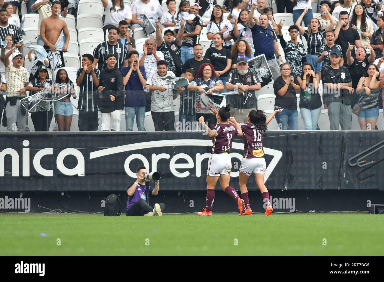 SAN PAOLO, BRASILE - 10 SETTEMBRE: Mylena Carioca della ferrovia festeggia dopo aver segnato un gol durante una partita tra Corinthians e Ferroviaria come parte della finale di serie A del campionato brasiliano alla Neo Química Arena il 10 settembre 2023 a São Paolo, Brasile. (Foto di Leandro Bernardes/PxImages/Sipa USA) credito: SIPA USA/Alamy Live News Foto Stock