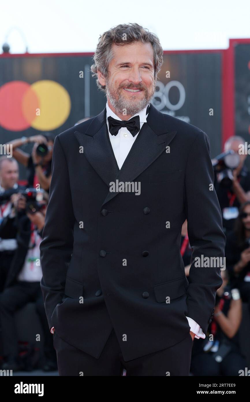 VENEZIA, ITALIA - 08 settembre: Guillaume Canet partecipa ad un Red carpet per il film "Hors-Saison (fuori stagione)" alla 80° Mostra Internazionale d'Arte cinematografica di Venezia l'8 settembre 2023 a Venezia, Italia. (Foto di Mark Cape/Insidefoto) Foto Stock