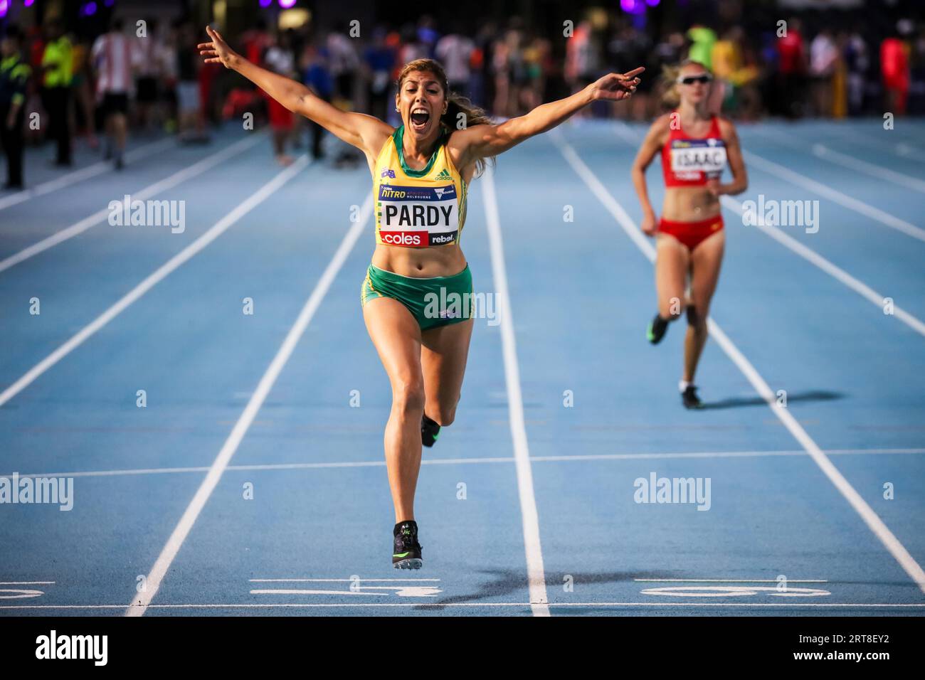 MELBOURNE, AUSTRALIA, 9 FEBBRAIO: Ella Pardy del Team Australia sta andando a vincere l'ambulatorio femminile di 200 m nella notte 2 di Nitro Athletics On Foto Stock