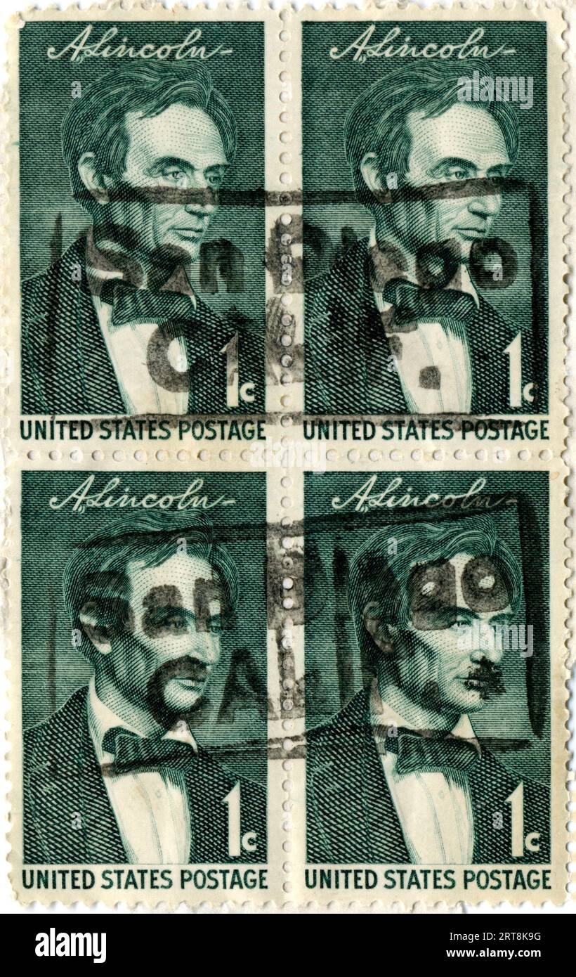 Un blocco di francobolli da un centesimo cancellati in onore dell'ex presidente degli Stati Uniti Abe Lincoln emessi nel 1959. Foto Stock