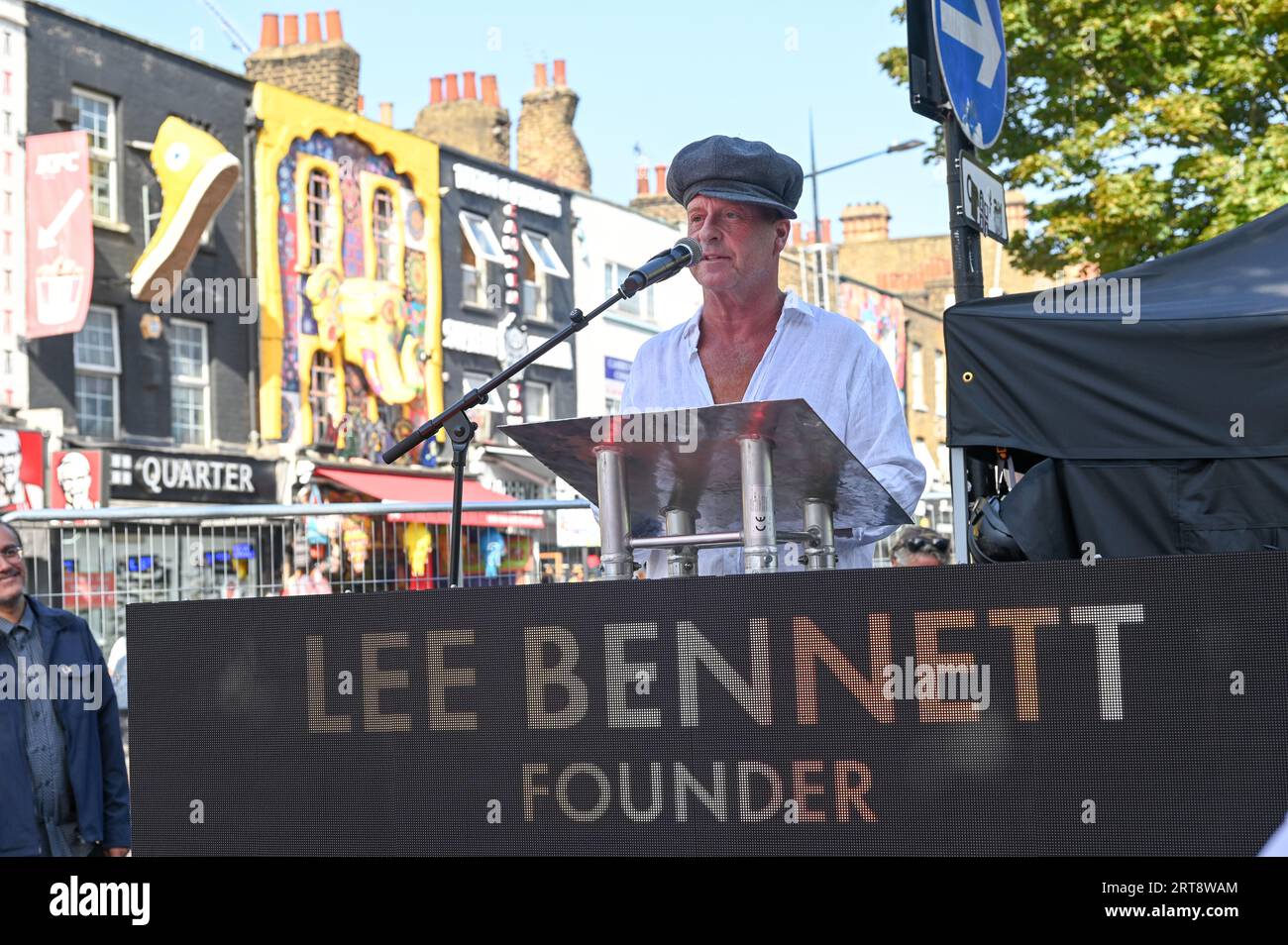 Camden Town, Londra, Regno Unito. 9 settembre 2023. Lo speaker Lee Bennett alla Music Walk of Fame - Camden Music Festival, Londra, Regno Unito. Credito: Vedere li/Picture Capital/Alamy Live News Foto Stock