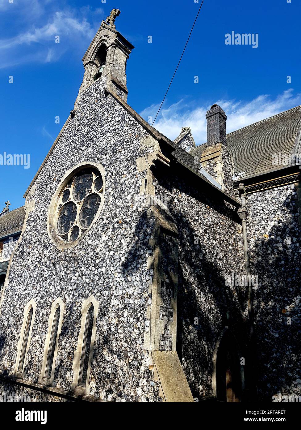 La facciata di una chiesa storica a Framlingham, Suffolk, Regno Unito. Foto Stock