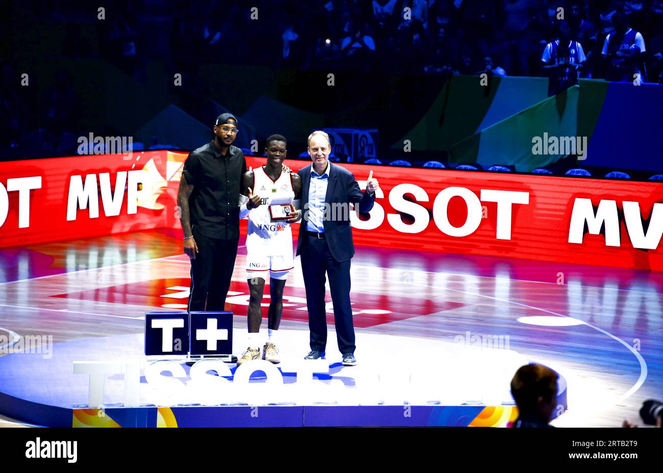 Manila, Filippine. 10 settembre 2023. Dennis Schroder (GER) Basketball - cerimonia di premiazione al Mall of Asia Arena durante la Coppa del mondo FIBA 2023 a Manila, Filippine. Credito: SportsPressJP/AFLO/Alamy Live News Foto Stock