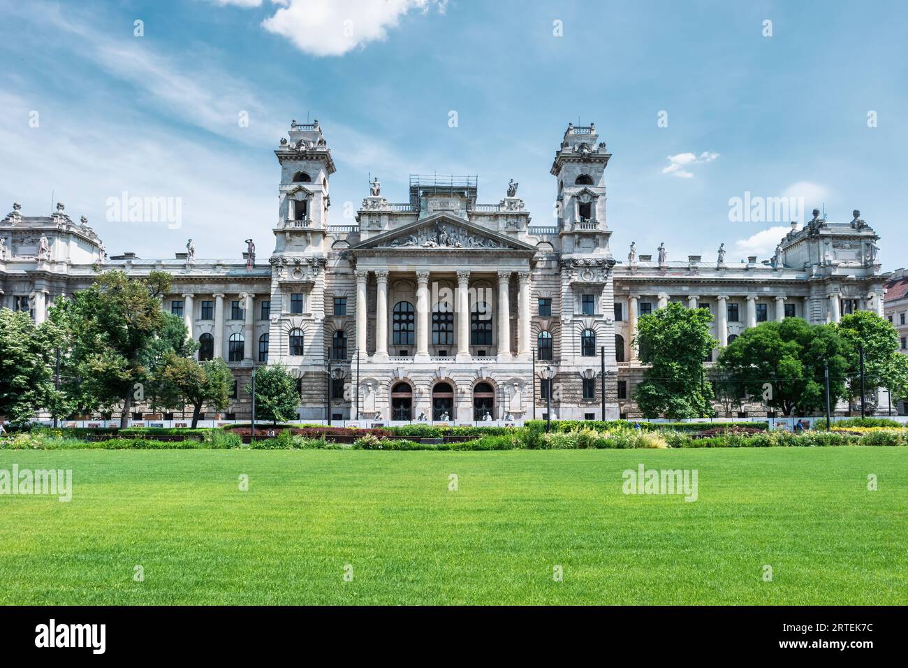 Palazzo di giustizia in Piazza Kossuth Lajos a Budapest, Ungheria Foto Stock