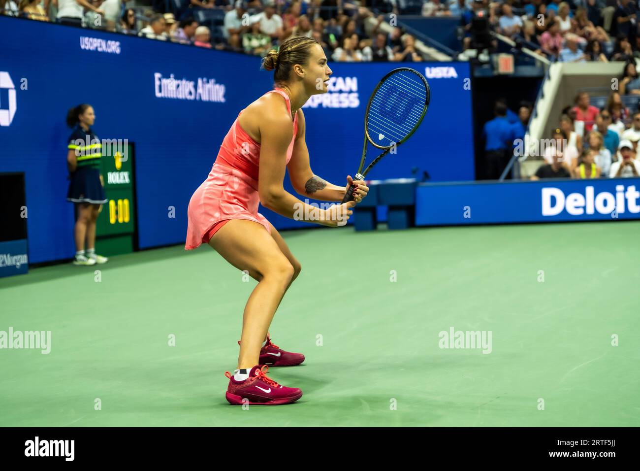 Aryna Sabalenka (BLR) gareggia nelle finali femminili del singolare agli US Open di Tennis 2023. Foto Stock