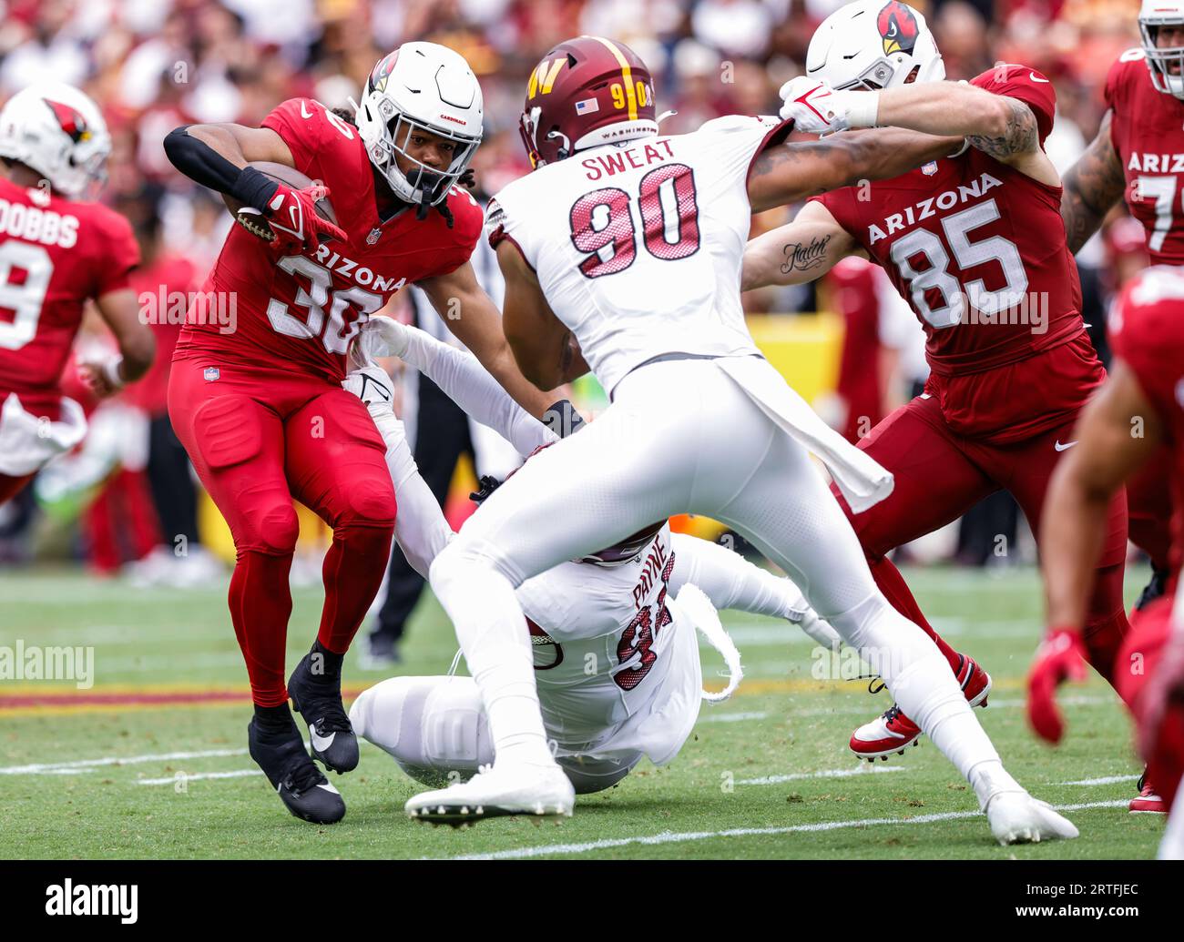 RB Keaontay Ingram degli Arizona Cardinals (30) con The Carry alla partita Arizona Cardinals vs Washington Commanders (settimana 1) il 10 settembre 2023 al FedEx Field di Landover, MD. (Alyssa Howell/Image of Sport) Foto Stock