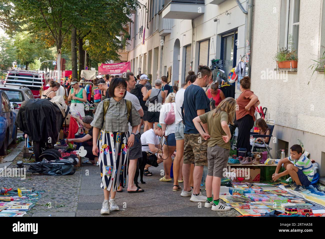 Baumscheibenfest in Alt-Treptow im Berlin AM 9,9.23. Trägerverein ist die Kunger-Kiez-Initiative. Foto Stock