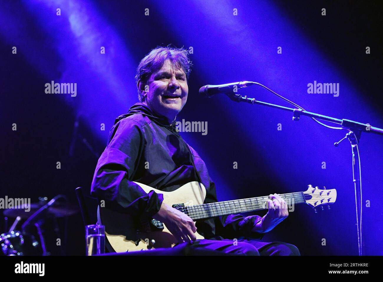 Rio de Janeiro, Brasile, 28 luglio 2023. Cantante e compositore Lô Borges, durante un concerto al Qualistage, nella città di Rio de Janeiro. Foto Stock