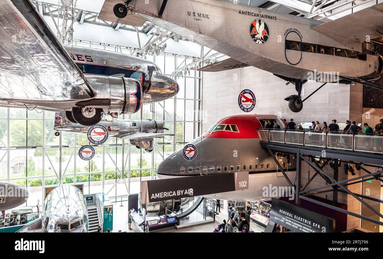 Aeroplani nel National Air and Space Museum di Washington DC USA Foto Stock