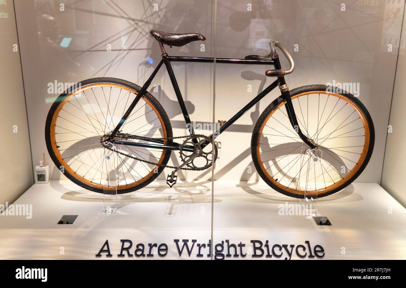 A Wilbur and Orville Wright Bicycle National Air and Space Museum Washington DC USA Foto Stock