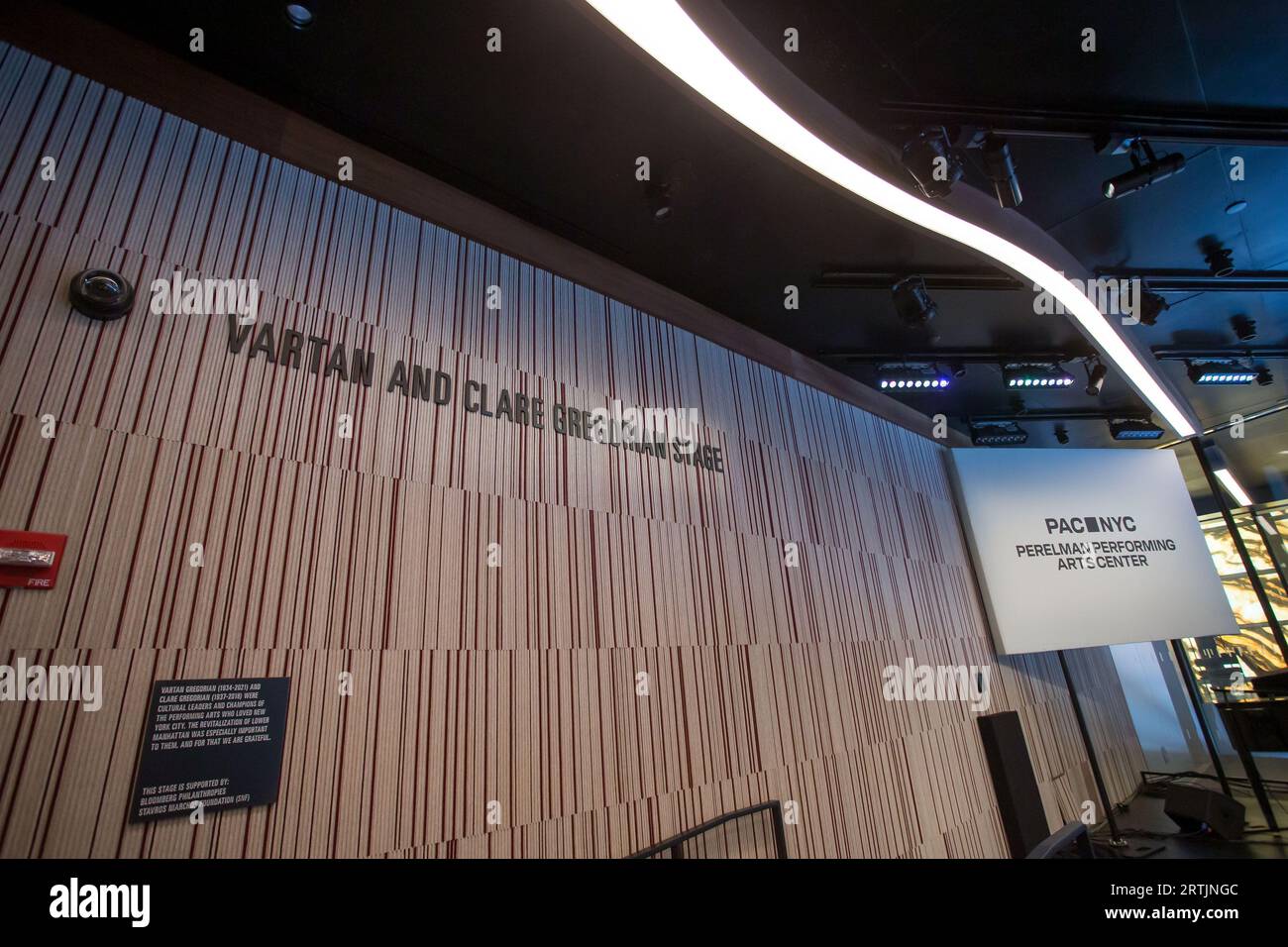 New York City, NY, USA. 13 settembre 2023. Visita il Perelman Performing Arts Center a Lower Manhattan, New York, il 13 settembre 2023. Il centro delle arti dello spettacolo, costruito al Ground zero a Lower Manhattan, dovrebbe aprire il 19 settembre 2023, con il primo di cinque concerti incentrati sul tema del rifugio. (Immagine di credito: © William Volcov/ZUMA Press Wire) SOLO USO EDITORIALE! Non per USO commerciale! Foto Stock