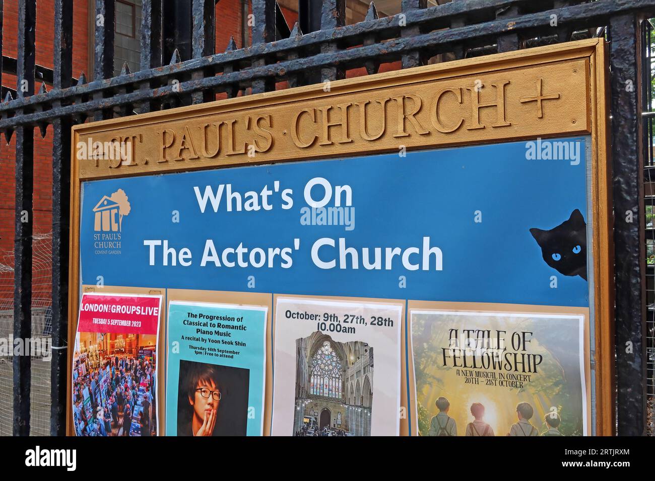Fuori da St Pauls, Whats On at the Actors Church, Bedford St, Covent Garden, Londra, Inghilterra, REGNO UNITO, WC2E 9ED Foto Stock